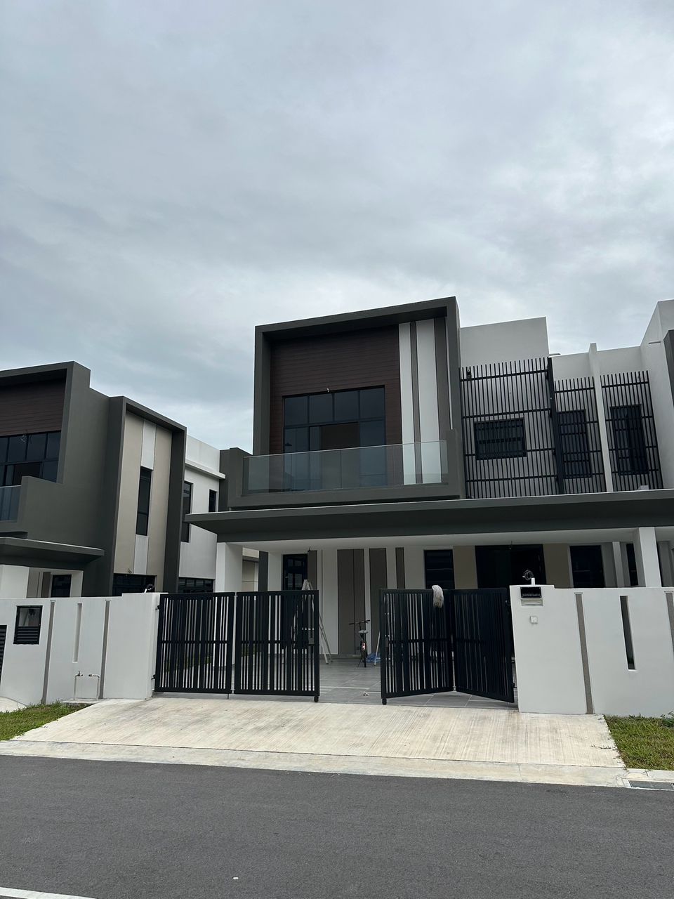 Skudai Double Storey Semi D House For Sale