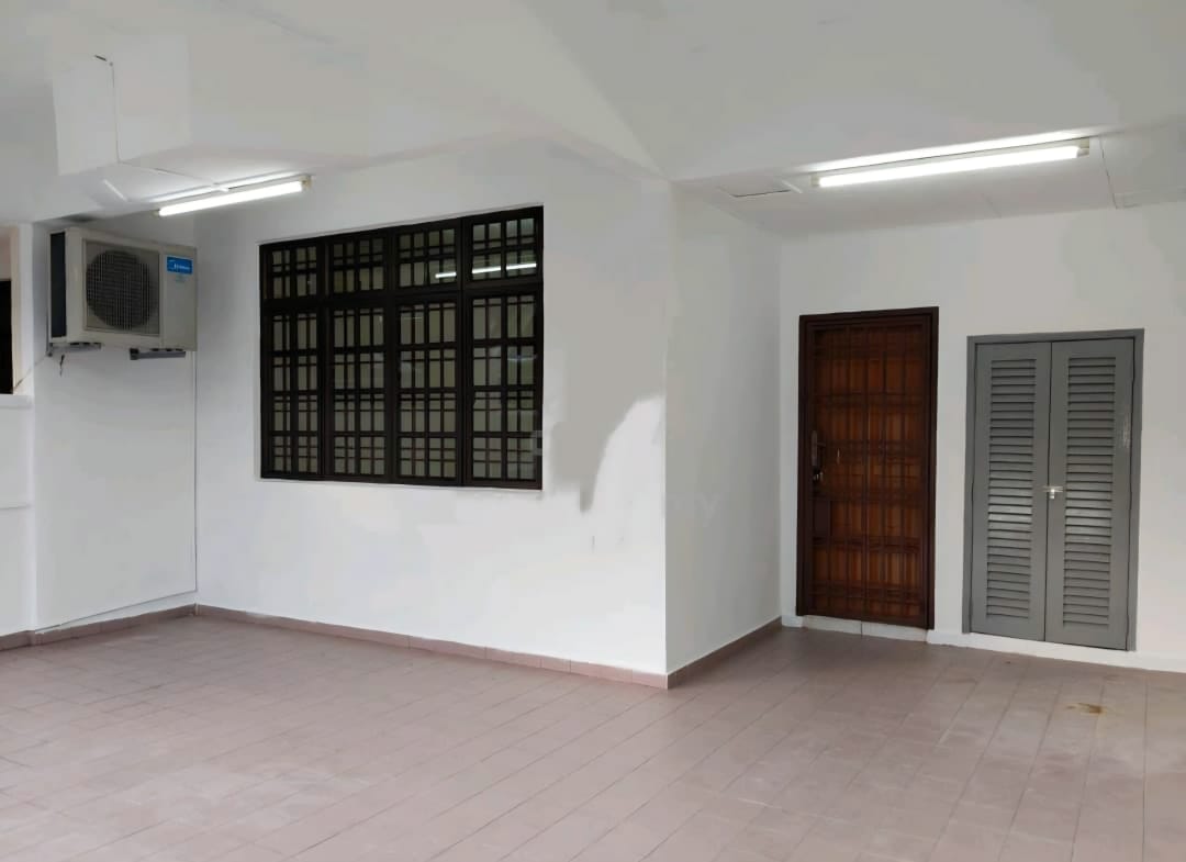 Tampoi 2 Storey Terraced House For Sale