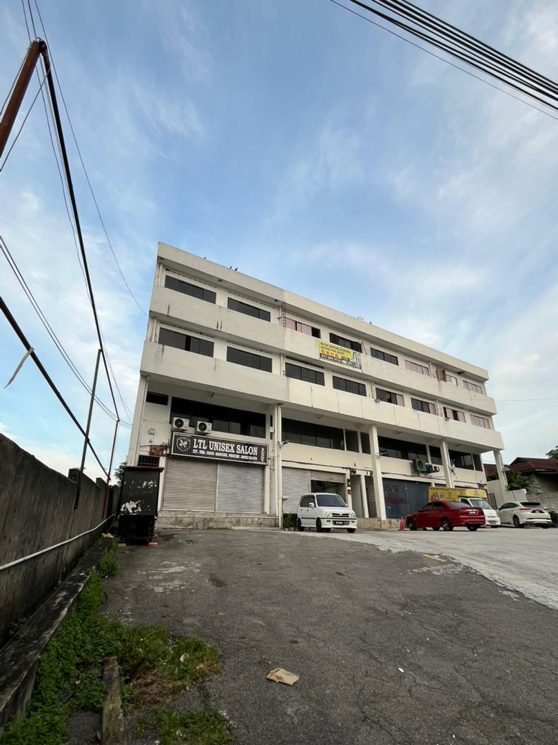 Johor Bahru Kebun Teh 4 Storey Shoplot For Rent