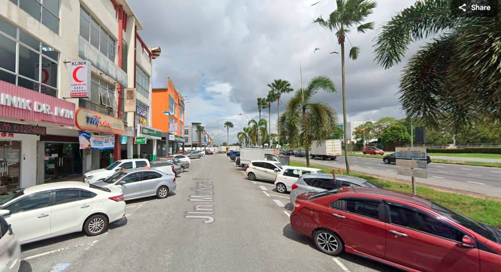 Skudai Three storey shoplot For Sale