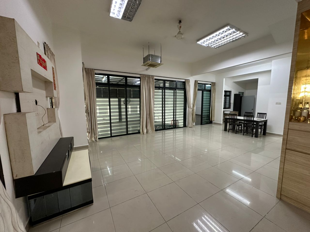 Skudai Taman Mutiara Mas Double Storey Cluster House Corner For Sale