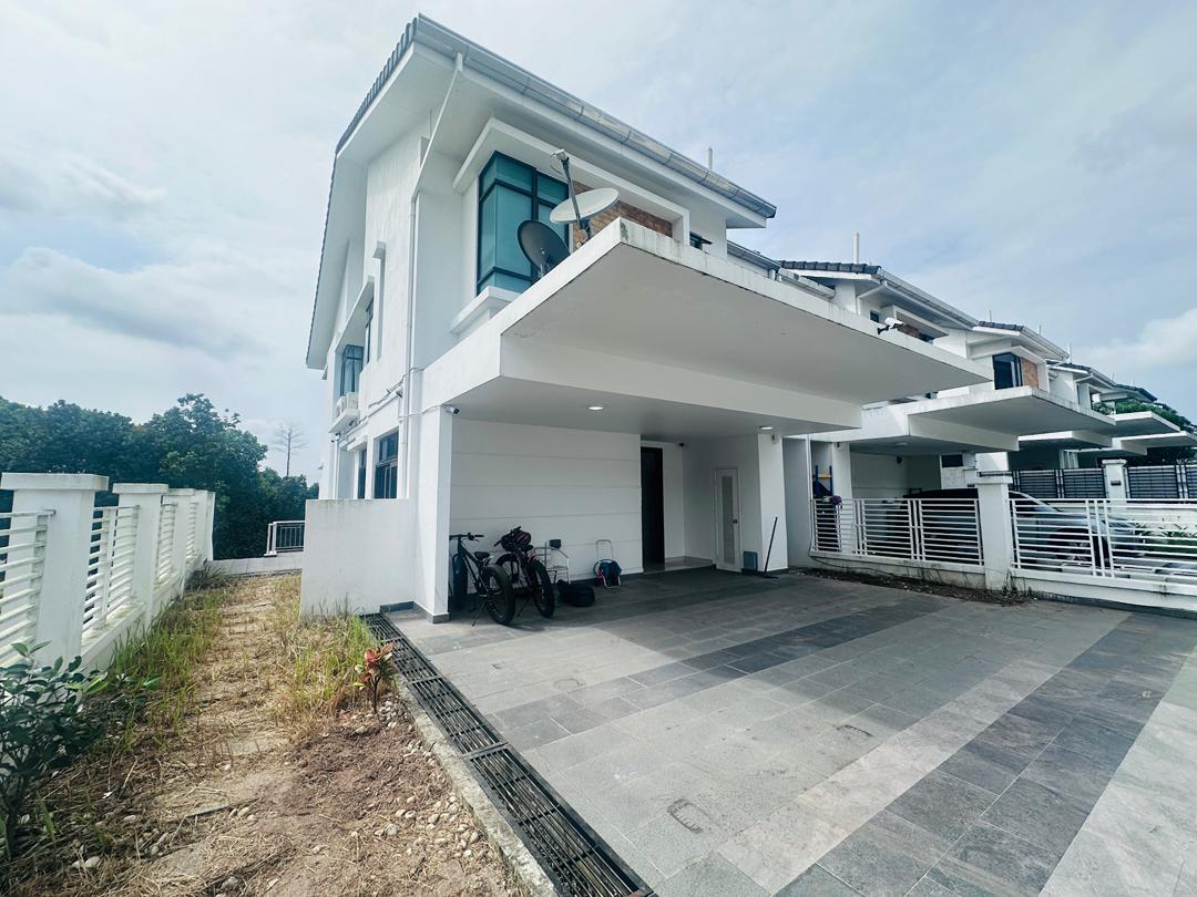 Horizon Hills 2.5 Storey Semi Detached House For Sale