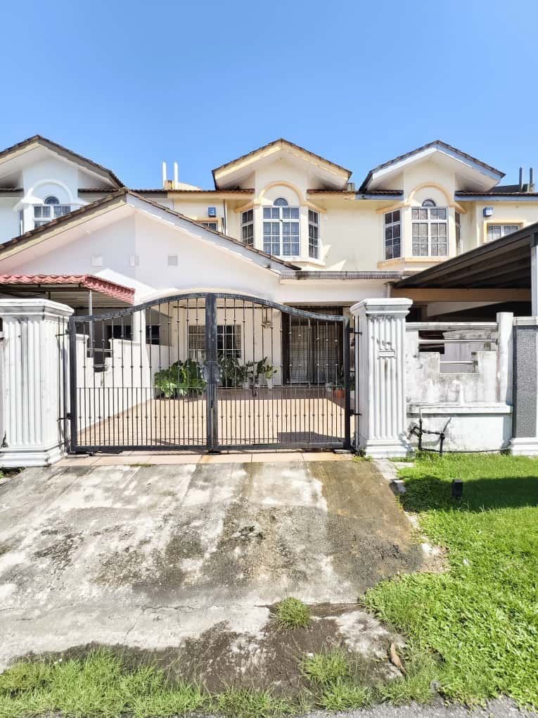 Bukit Indah Double Storey Terrence House FOR SALE