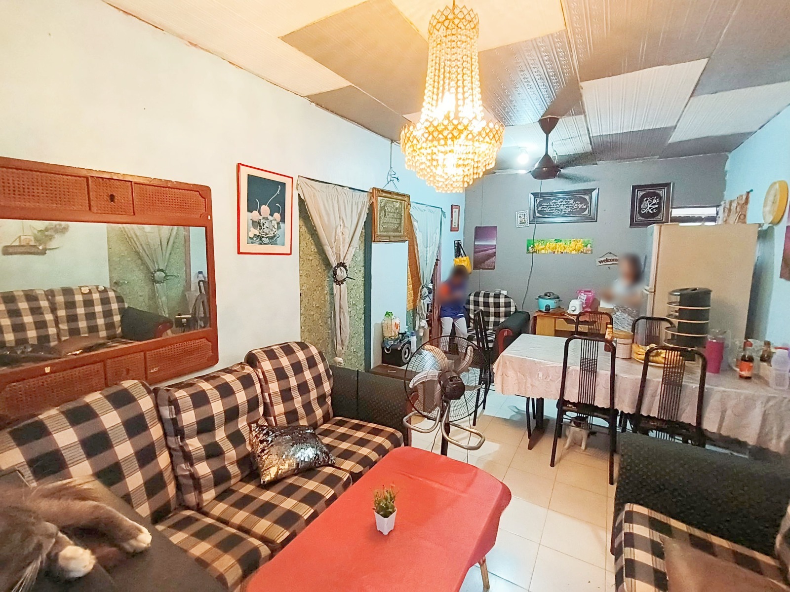 Tampoi Taman Cempaka Flat For Sale