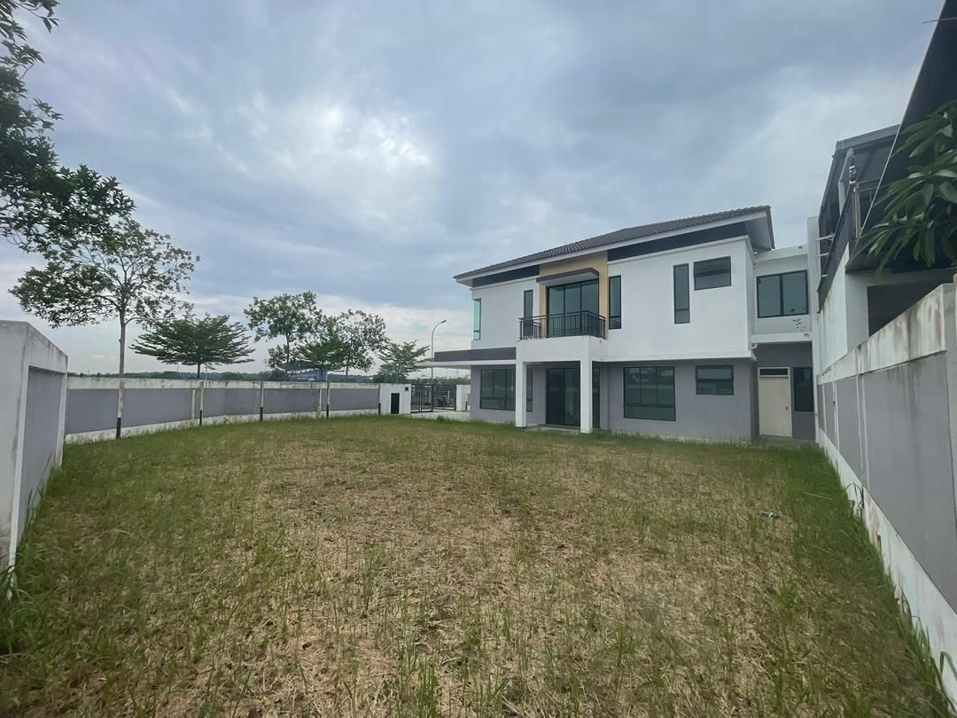Austin Duta 2 Double Storey Cluster Corner House