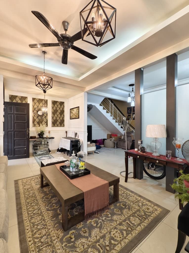 Taman Seri AustinDouble Storey Cluster House FOR SALE