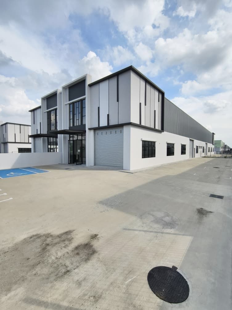 Eco Business Park 1 Single Storey Cluster Factory FOR RENT
